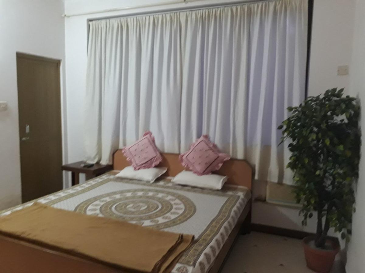 Bis-LIN Home Stay Panaji Exterior foto
